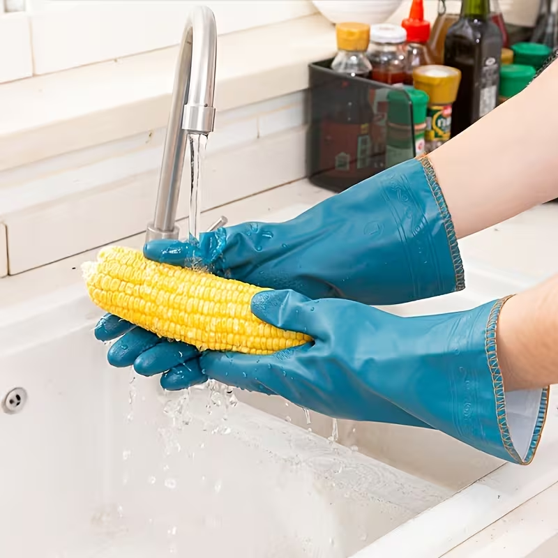 Warm kitchen gloves, two pairs for washing dishes