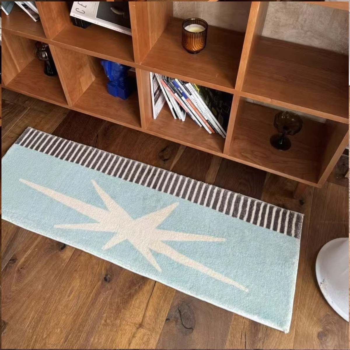 One faux cashmere floor mat, 1000g, 10mm thick, 15.75 x 43.31 inches.
