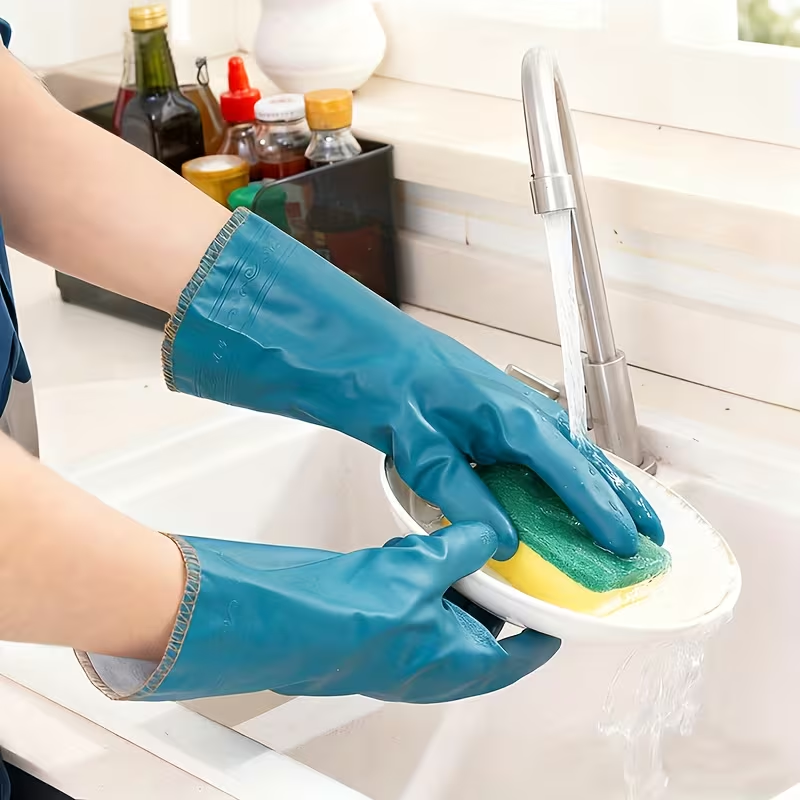 Warm kitchen gloves, two pairs for washing dishes