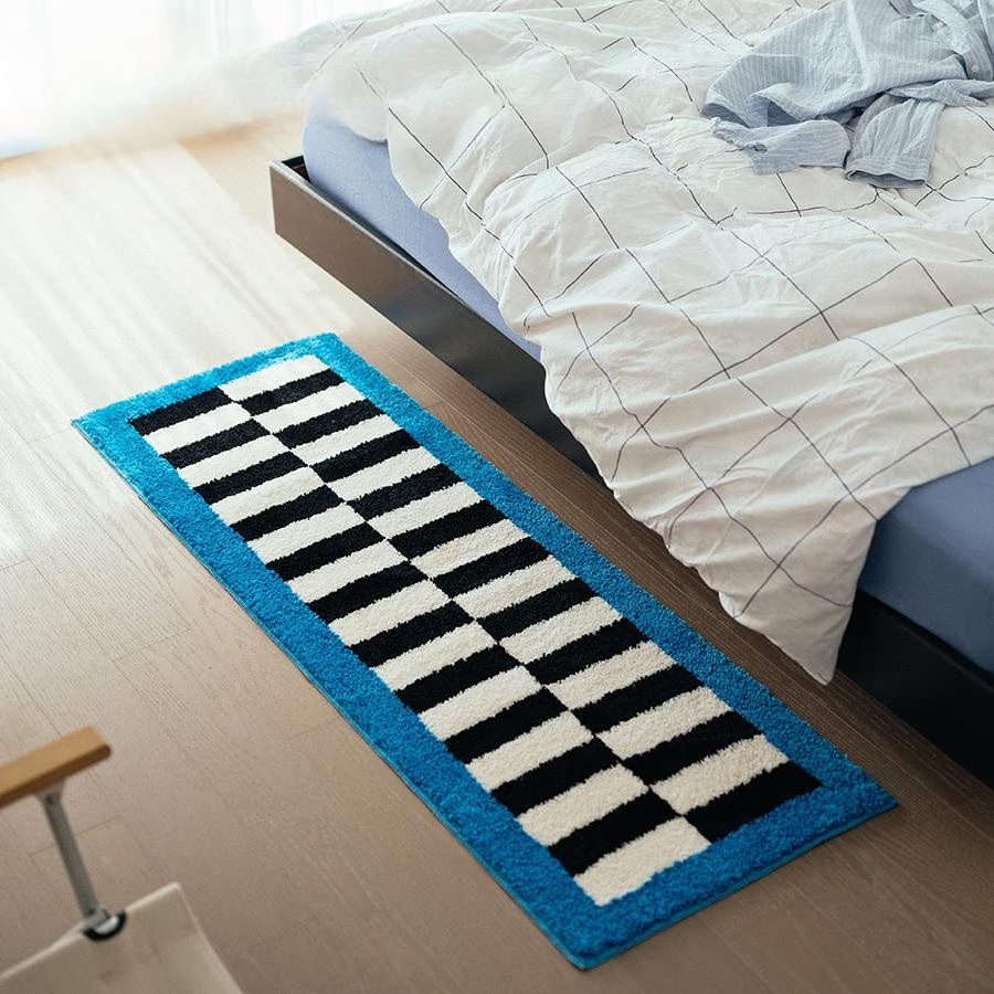 Colorful geometric patterned floor mat, made of imitation cashmere material, 1000g plush surface.