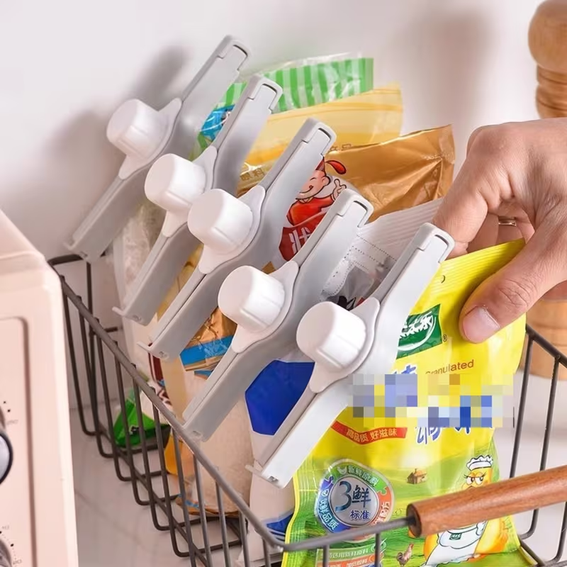Two food storage and sealing clips, non-contact export-grade plastic snack clips for tea.