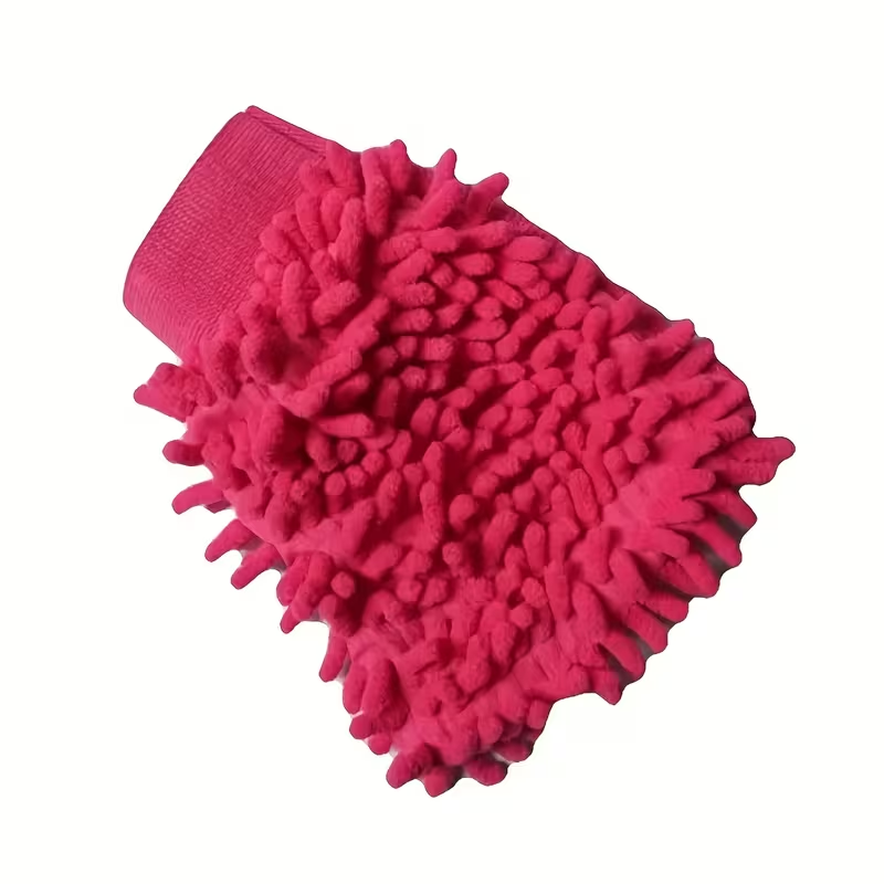 A pair of multi-functional chenille cleaning gloves, highly absorbent and dustproof.
