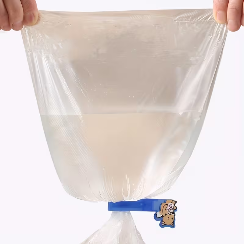 6-pack of cute animal-patterned plastic food bags