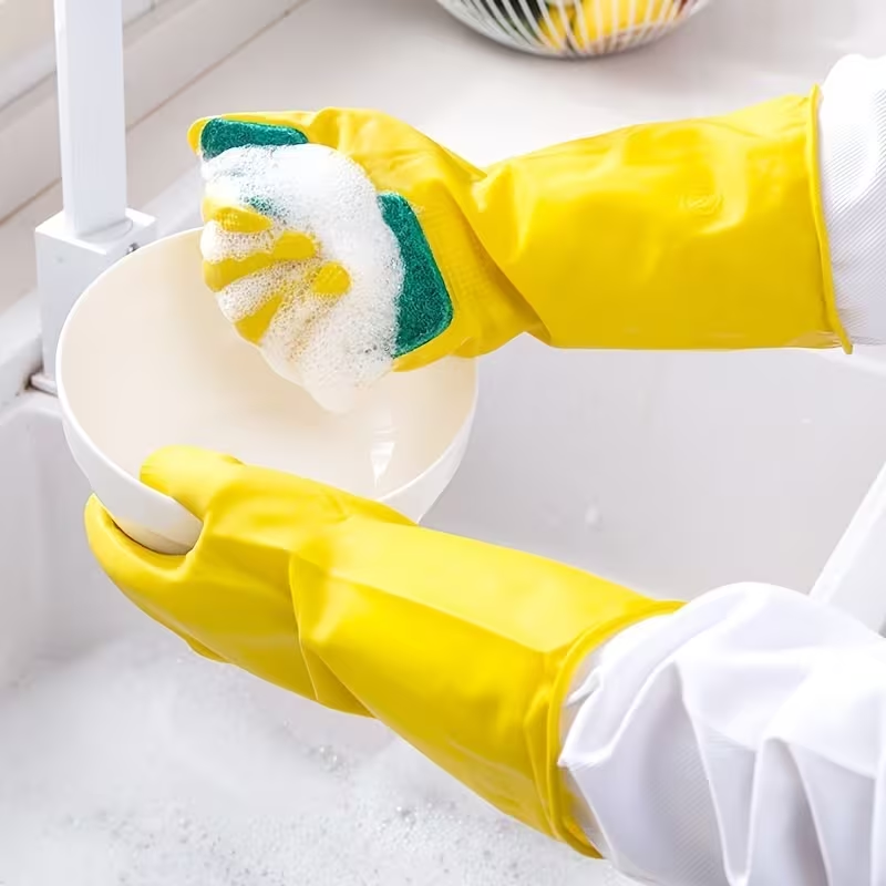 Cleaning gloves, dishcloths, kitchen sponges, scouring pads