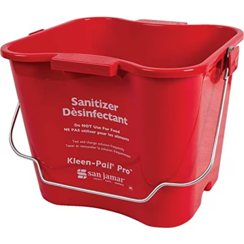 Disinfectant cleaning bucket with handle